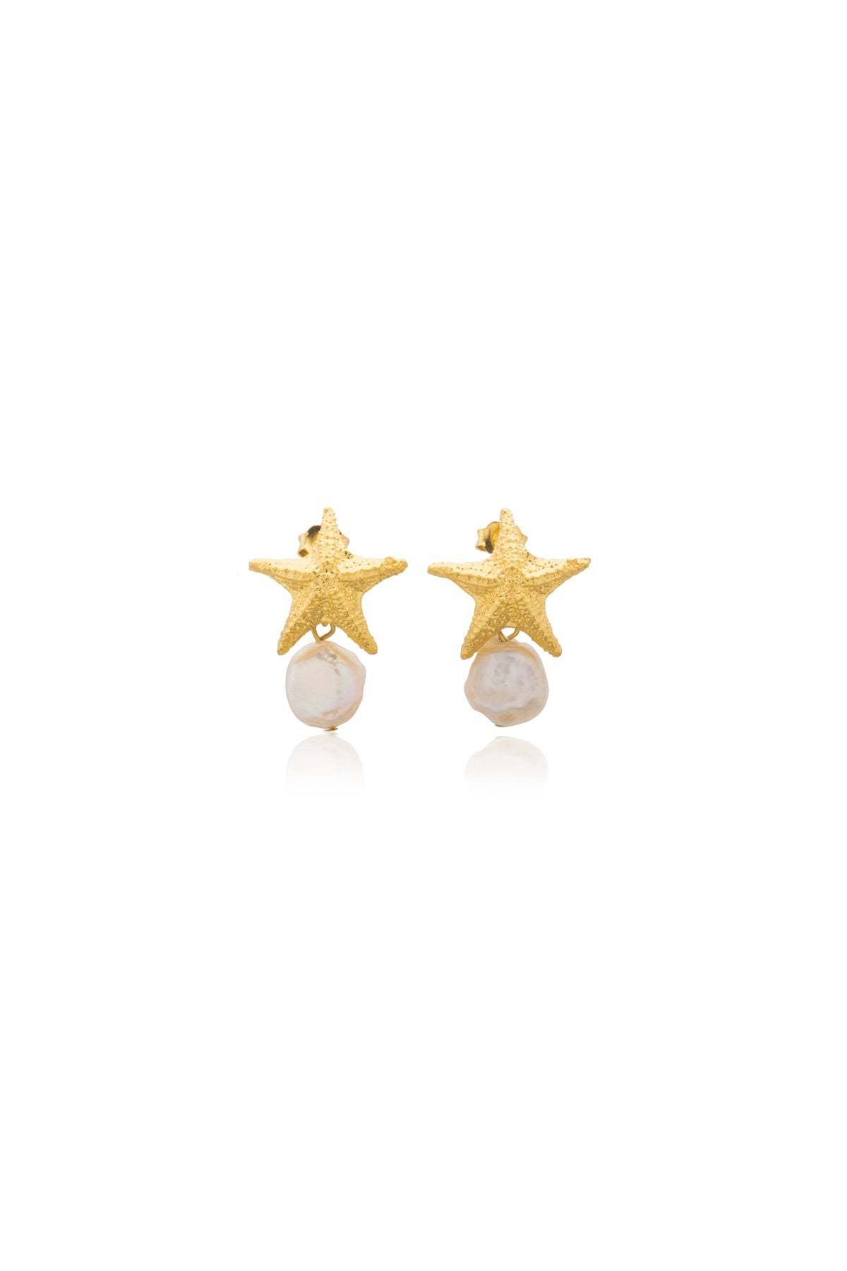 A pair of gold-plated earrings featuring baroque pearls and a starfish design.